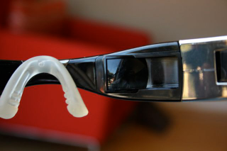 Illustration for article titled Battlemodo of Highest Res Video Goggles: Zeiss Cinemizer vs. Myvu Crystal